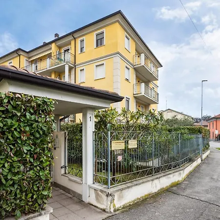 Oda ve Kahvaltı Residenza Il Fiore 3*