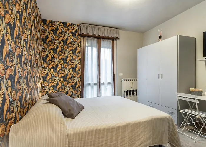 Oda ve Kahvaltı Residenza Il Fiore Bergamo