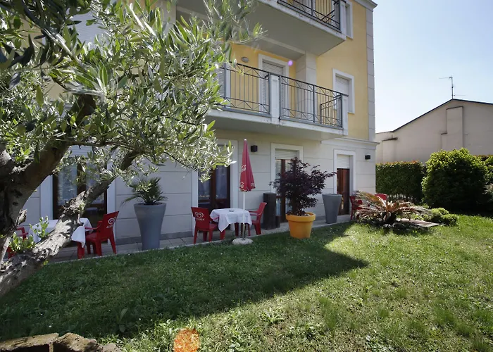 Residenza Il Fiore Oda ve Kahvaltı Bergamo