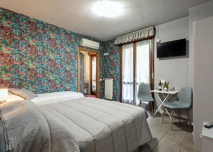 Oda ve Kahvaltı Residenza Il Fiore 4*