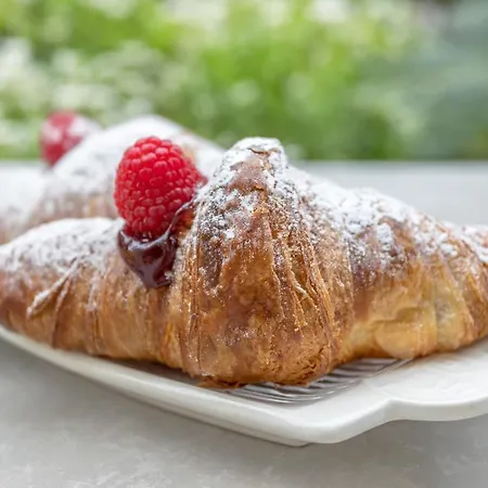 Residenza Il Fiore ベッド・アンド・ブレックファスト ベルガモ