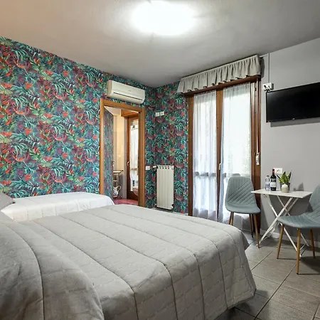 לינה וארוחת בוקר Residenza Il Fiore 4*